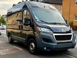 Grau Gebraucht 2016 Peugeot Boxer Van | 21.800 €