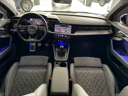 Blau Gebraucht 2020 Audi RS3 S-Line Kleinwagen | 24.890 €