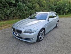 Silber Gebraucht 2012 BMW 530 Kombi | 10.500 € (Superpreis)