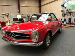 Rot Gebraucht 1966 Mercedes W113 Cabrio | 89.900 €
