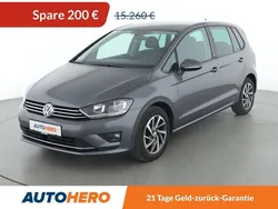 Grau Gebraucht 2017 VW Golf Sportsvan Sound Van / Kleinbus | 14.680 € (Fairer Preis)