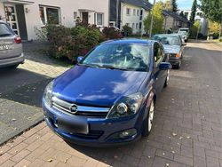 Blau Gebraucht 2005 Opel Astra GTC Coupé | 4.350 € (Fairer Preis)