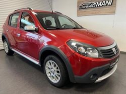 Feuerrot Gebraucht 2010 Dacia Sandero Stepway SUV | 2.990 € (Fairer Preis)