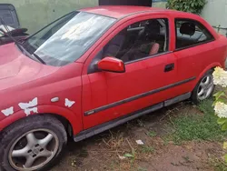 Rot Gebraucht 1999 Opel Astra Limousine | 1.150 € (Guter Preis)