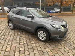 Grau Gebraucht 2017 Nissan Qashqai Acenta SUV | 7.000 €