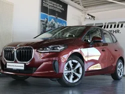 Piemont rot metallic Gebraucht 2024 BMW 218 Active Tourer Van / Kleinbus | 33.500 € (Superpreis)