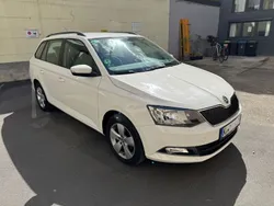 Weiß Gebraucht 2017 Skoda Fabia Limousine | 8.400 € (Guter Preis)