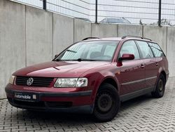 Rot Gebraucht 1998 VW Passat Kombi | 499 €