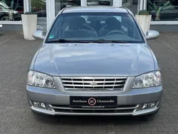 Silber Gebraucht 2002 Kia Magentis LX Limousine | 2.499 €