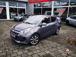 Grau Gebraucht 2017 Hyundai i10 YES! Kleinwagen | 8.880 € (Etwas zu teuer)