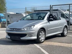 Silber Gebraucht 2006 Peugeot 206 CC Cabrio | 2.200 € (Etwas zu teuer)