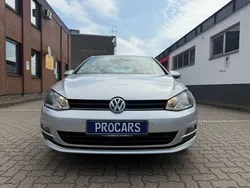 Silber Gebraucht 2016 VW Golf VII LOUNGE Limousine | 10.795 € (Fairer Preis)