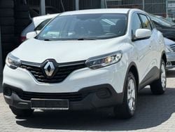 Weiß Gebraucht 2016 Renault Kadjar Life SUV | 7.999 € (Guter Preis)