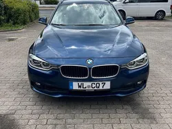 Blau Gebraucht 2017 BMW 318 Sport Line Kombi | 13.599 € (Fairer Preis)