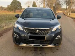 Blau Gebraucht 2019 Peugeot 5008 GT Van / Kleinbus | 17.500 € (Fairer Preis)