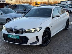 Weiß Gebraucht 2023 BMW 330e M Sport Limousine | 29.990 € (Superpreis)