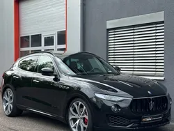 Schwarz Gebraucht 2017 Maserati Levante SUV | 32.290 €