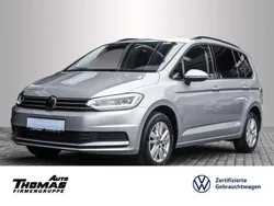 Silber Gebraucht 2024 VW Touran Comfortline Van / Kleinbus | 34.989 € (Fairer Preis)