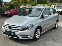 Silber Gebraucht 2013 Mercedes B200 Van / Kleinbus | 13.990 € (Fairer Preis)