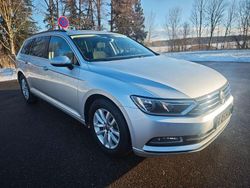 Silber Gebraucht 2015 VW Passat Comfortline Kombi | 9.990 € (Guter Preis)
