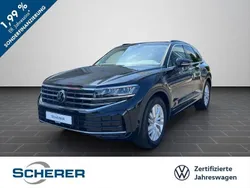 Grenadillschwarz metallic (metallic) Gebraucht 2023 VW Touareg Elegance SUV | 56.480 € (Superpreis)