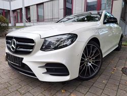 Weiß Gebraucht 2017 Mercedes E350 AMG Limousine | 31.990 € (Etwas zu teuer)