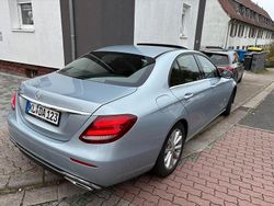 Silber Gebraucht 2015 Mercedes E220 Limousine | 18.500 €