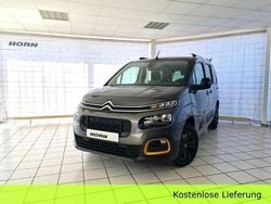 Grau Gebraucht 2022 Citroën Berlingo Rip Curl Van / Kleinbus | 22.990 € (Fairer Preis)