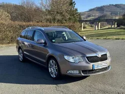 Violet Gebraucht 2010 Skoda Superb Comfort Kombi | 6.500 € (Fairer Preis)