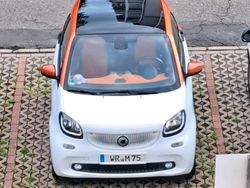 Orange Gebraucht 2016 Smart ForTwo Coupé Edition #1 Coupé | 8.000 €