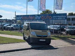 Gelb Gebraucht 2008 Opel Vivaro Van | 4.499 € (Fairer Preis)