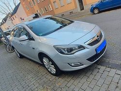 Grau Gebraucht 2011 Opel Astra OPC Limousine | 5.600 € (Fairer Preis)