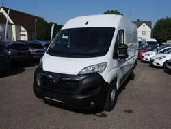 Weiß Gebraucht 2023 Opel Movano Selection Van | 33.500 € (Teuer)