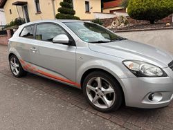 Grau Gebraucht 2009 Kia ProCeed Coupé | 2.850 € (Superpreis)