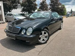 Schwarz Gebraucht 2002 Mercedes CLK200 Cabrio | 4.200 €