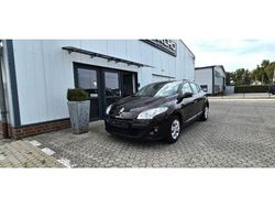 Braun Gebraucht 2012 Renault Mégane III Expression Limousine | 5.990 € (Fairer Preis)