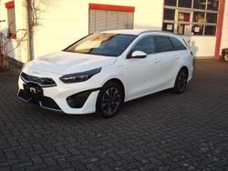 Weiß Gebraucht 2022 Kia Ceed Sportswagon Spirit Kombi | 17.900 € (Fairer Preis)