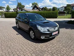 Grau Gebraucht 2011 Subaru Outback Comfort SUV | 3.190 € (Superpreis)