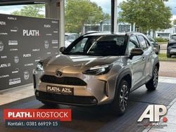 Silber Gebraucht 2024 Toyota Yaris Cross SUV | 29.990 € (Fairer Preis)