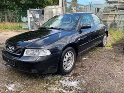 Schwarz Gebraucht 2000 Audi A4 Limousine | 1.100 € (Superpreis)