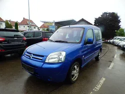 Blau Gebraucht 2005 Citroën Berlingo Van / Kleinbus | 3.990 € (Etwas zu teuer)