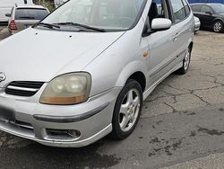 Gebraucht 2003 Nissan Almera Tino Van / Kleinbus | 1.000 €