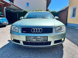 Grün Gebraucht 2004 Audi A8 Limousine | 11.999 €