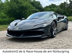 Grau Gebraucht 2022 Ferrari SF90 | 450.000 €