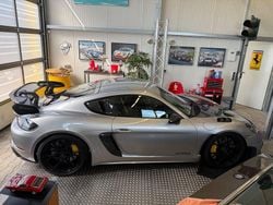 Silber Gebraucht 2024 Porsche Cayman GT4 Coupé | 162.500 € (Superpreis)