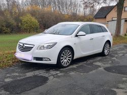 Weiß Gebraucht 2012 Opel Insignia Sport Kombi | 4.950 € (Guter Preis)