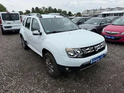 Weiß Gebraucht 2015 Dacia Duster Celebration SUV | 6.800 € (Fairer Preis)