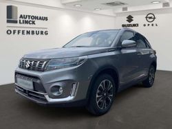 Grau (galactic grey metallic) Gebraucht 2024 Suzuki Vitara Comfort+ SUV | 26.688 € (Etwas zu teuer)