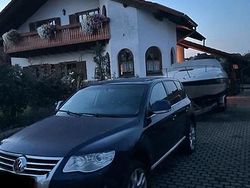 Braun Gebraucht 2007 VW Touareg SUV | 4.000 €