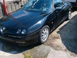 Schwarz Gebraucht 2000 Alfa Romeo Spider Cabrio | 1.001 €